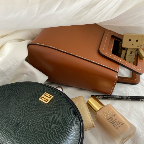 Instagram @mcmadem - Picture 16 of 16